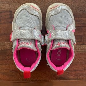 Plae Silver Tennis Shoes